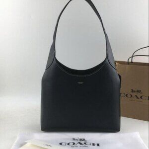 🍵Chic Coach Brooklyn 28 Shoulder Bag in Jet Black🥳🥳🥳